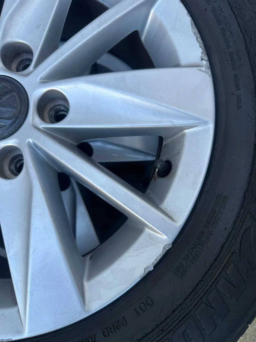 Volkswagen Golf Alloys - Image 4