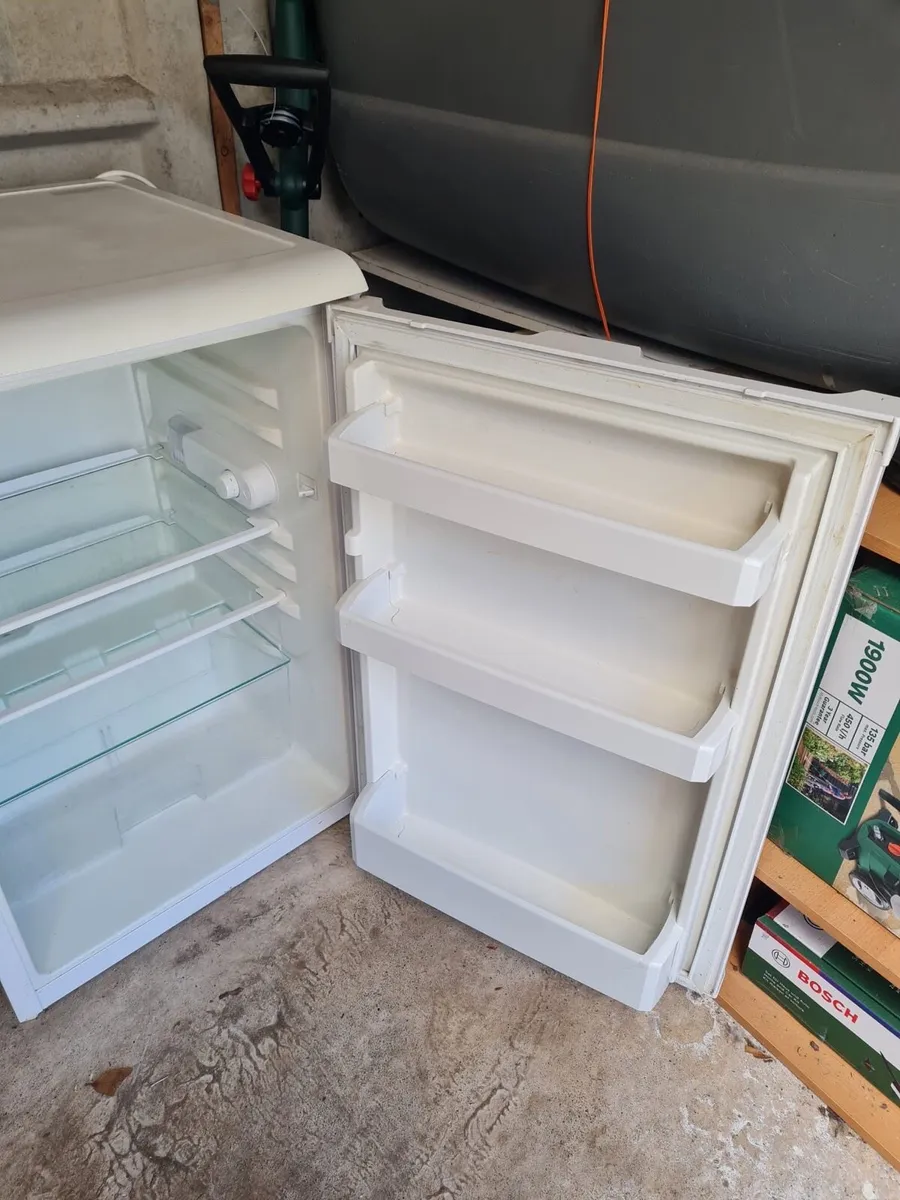 Beko Under Counter Fridge – Fully Working - Image 2