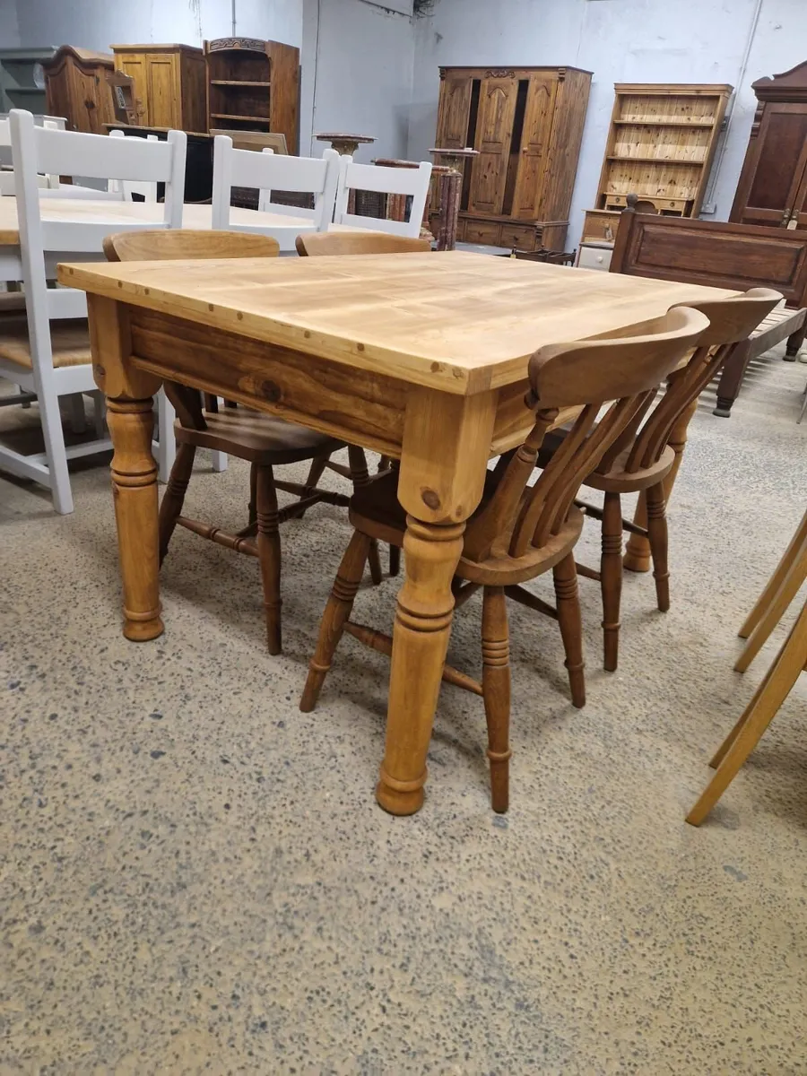 Vintage farmhouse table ,4 Vintage farmhouse chair - Image 4