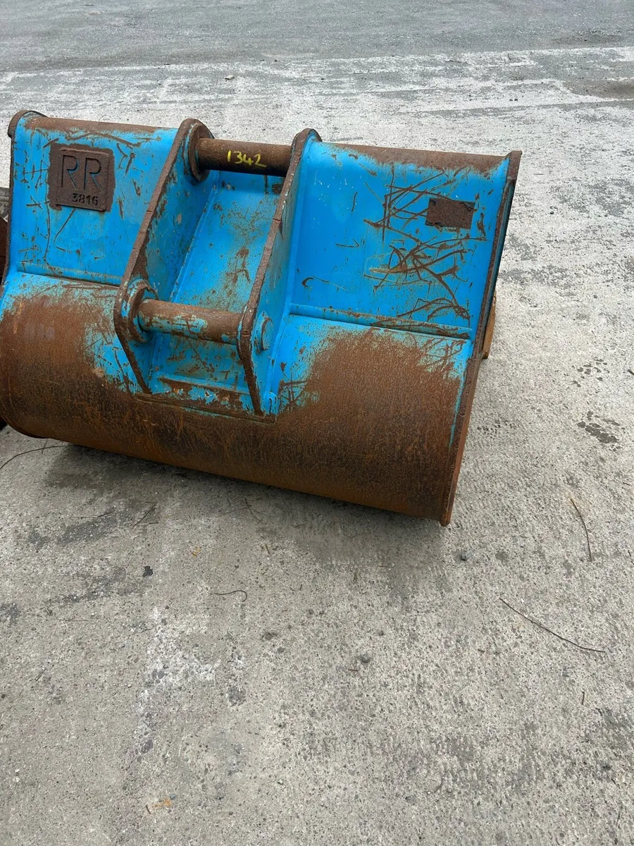 65mm buckets - Image 1
