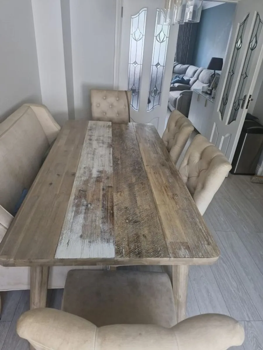 Dining table and 4 chairs - Image 2