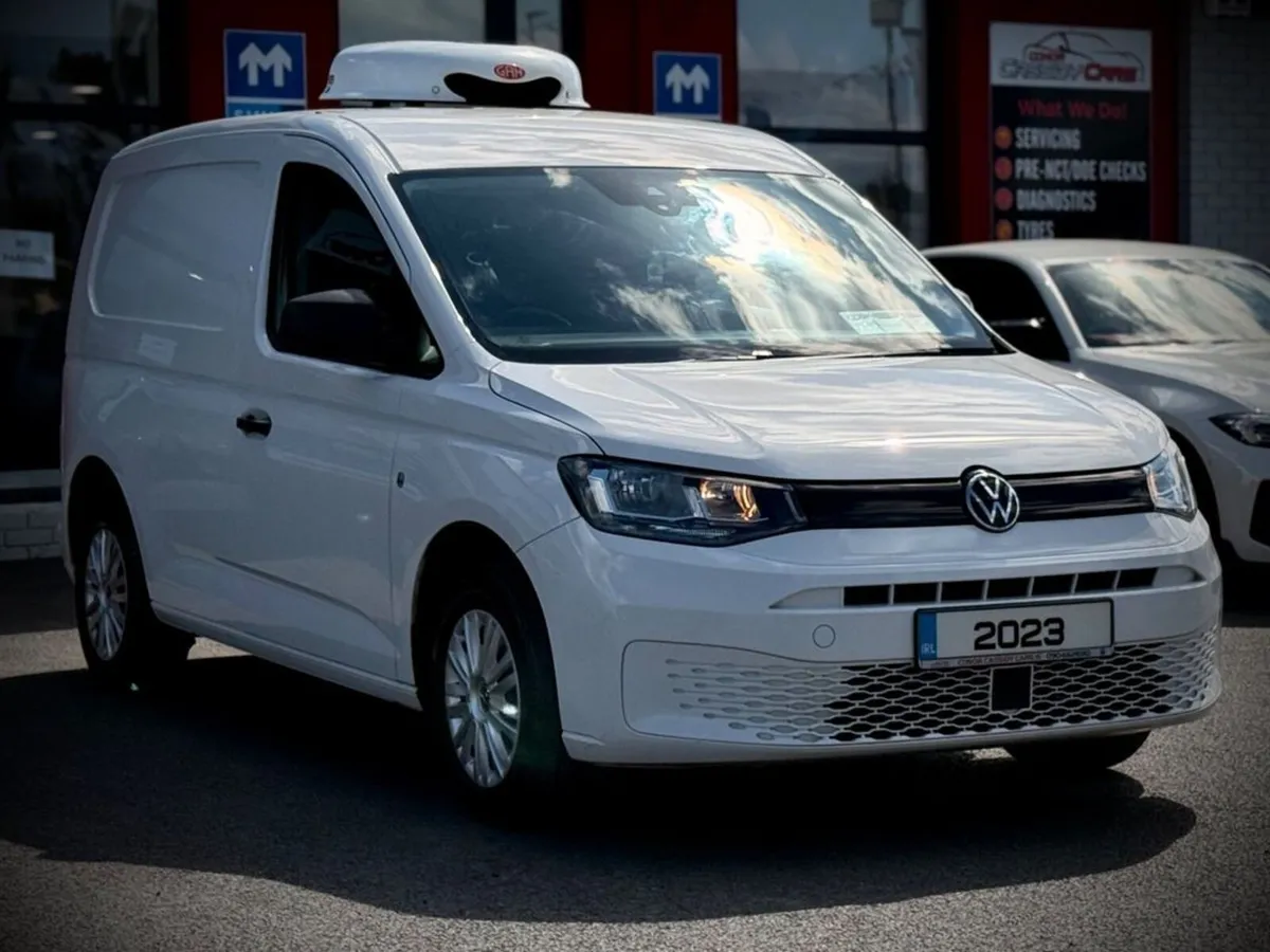 Volkswagen Caddy C20 TDI COMMERCE PLUS // FRIDGE V - Image 4