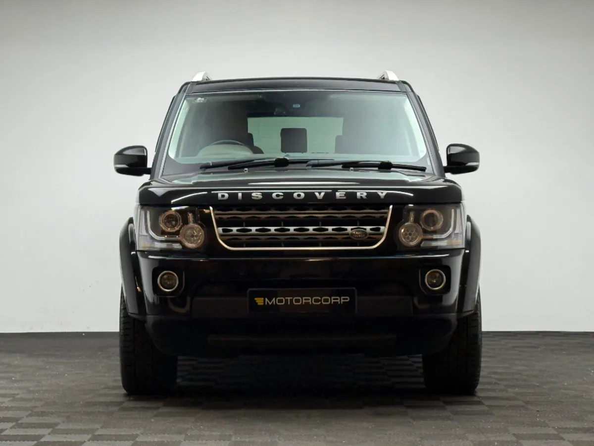 Land Rover Discovery XE N1 CREWCAB 3.0 TDV6 *VAT* - Image 2