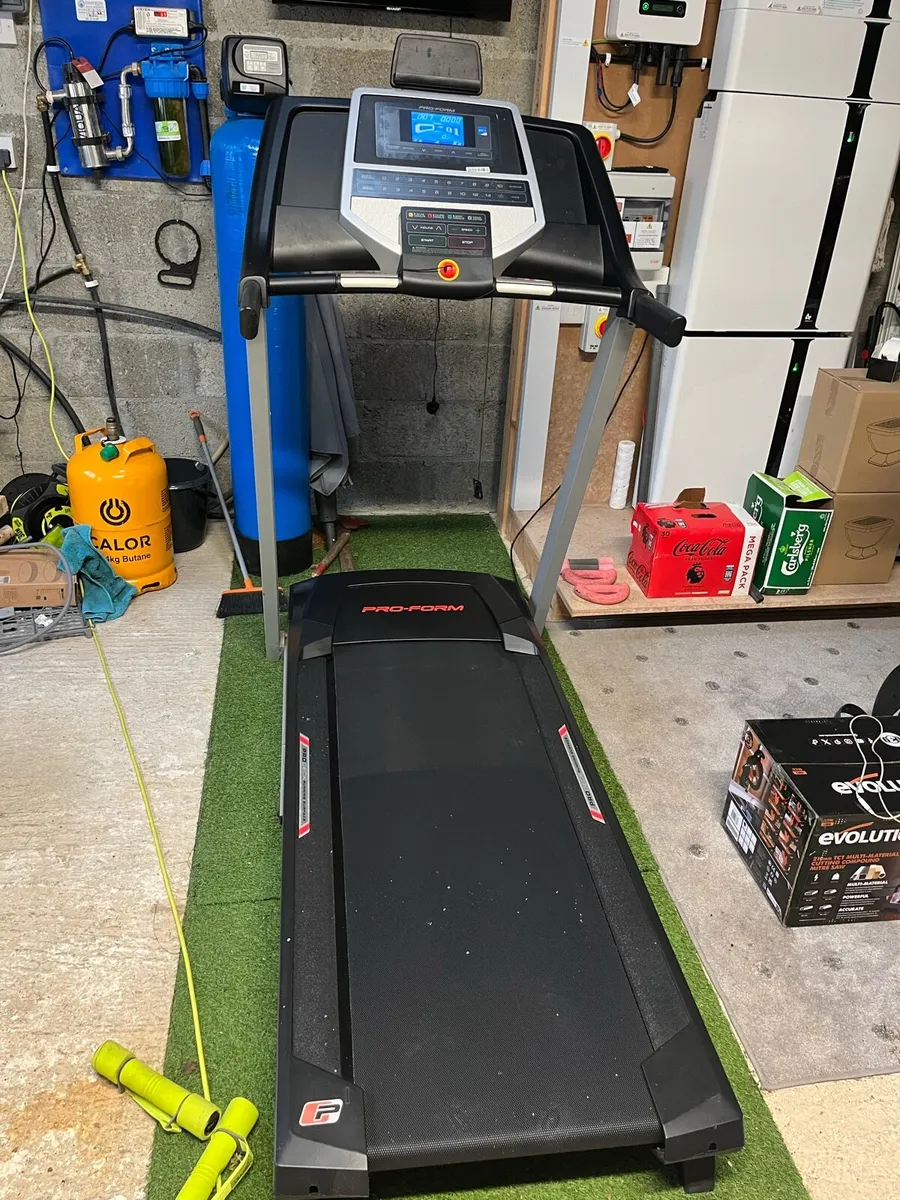 Treadmill - Image 1