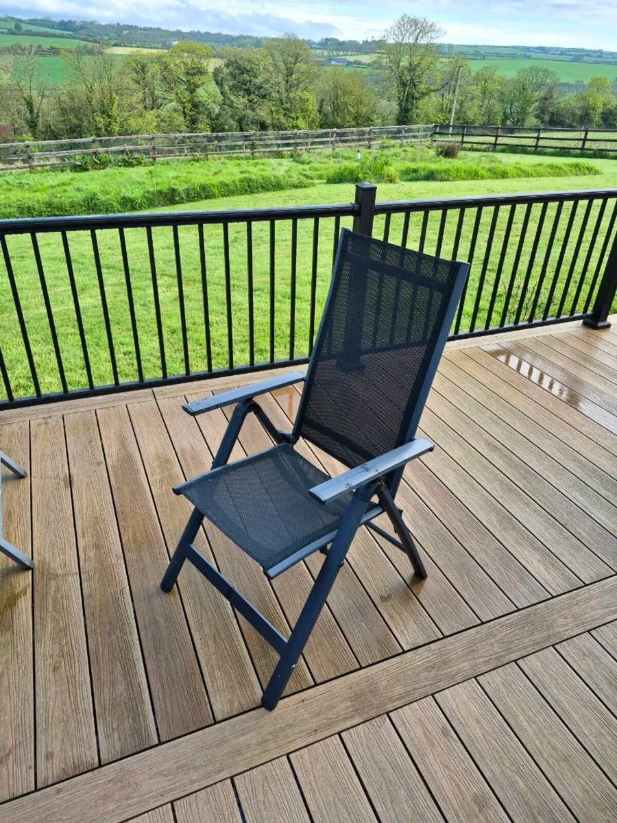 Patio table and 4 chairs - Image 3