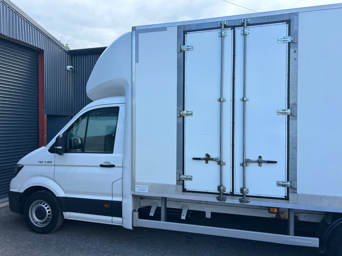 2022 Man Tge Box body with tail lift - 180 Bhp - Image 3
