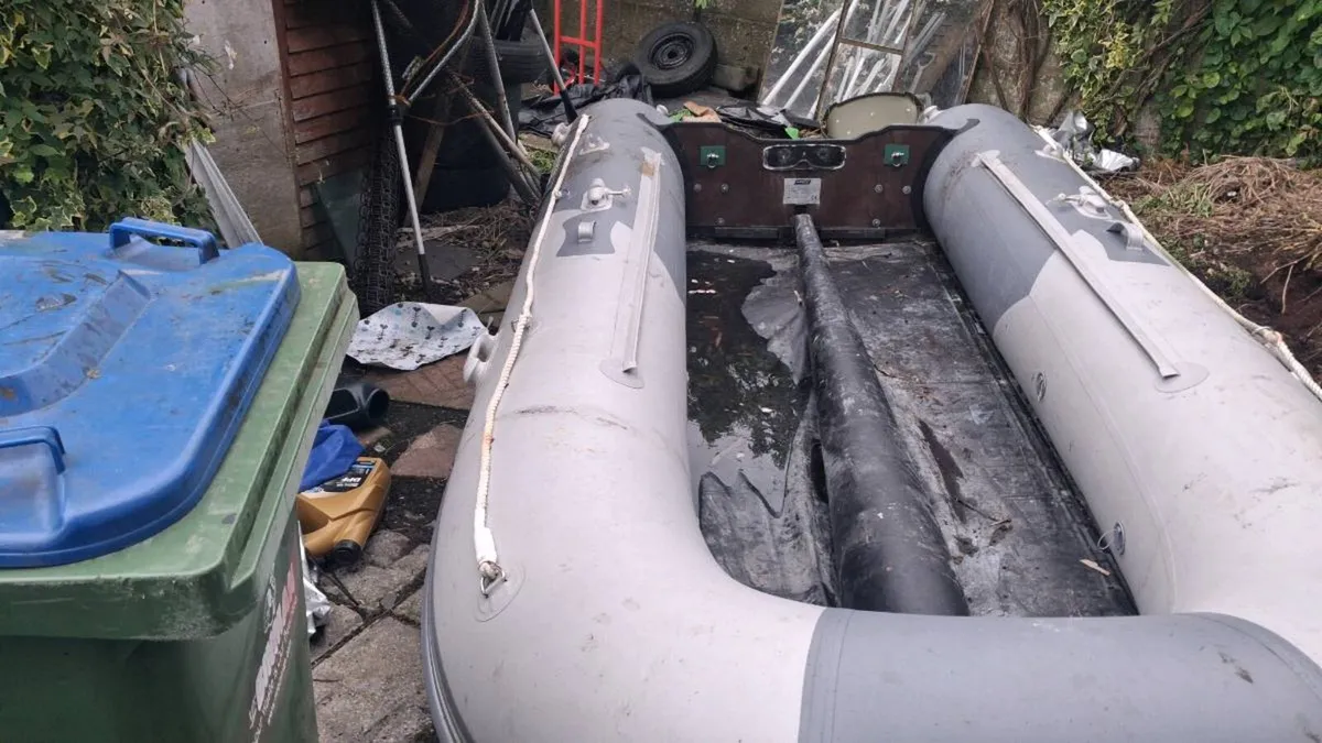 Gladiator 4.2 inflatable boat. - Image 1