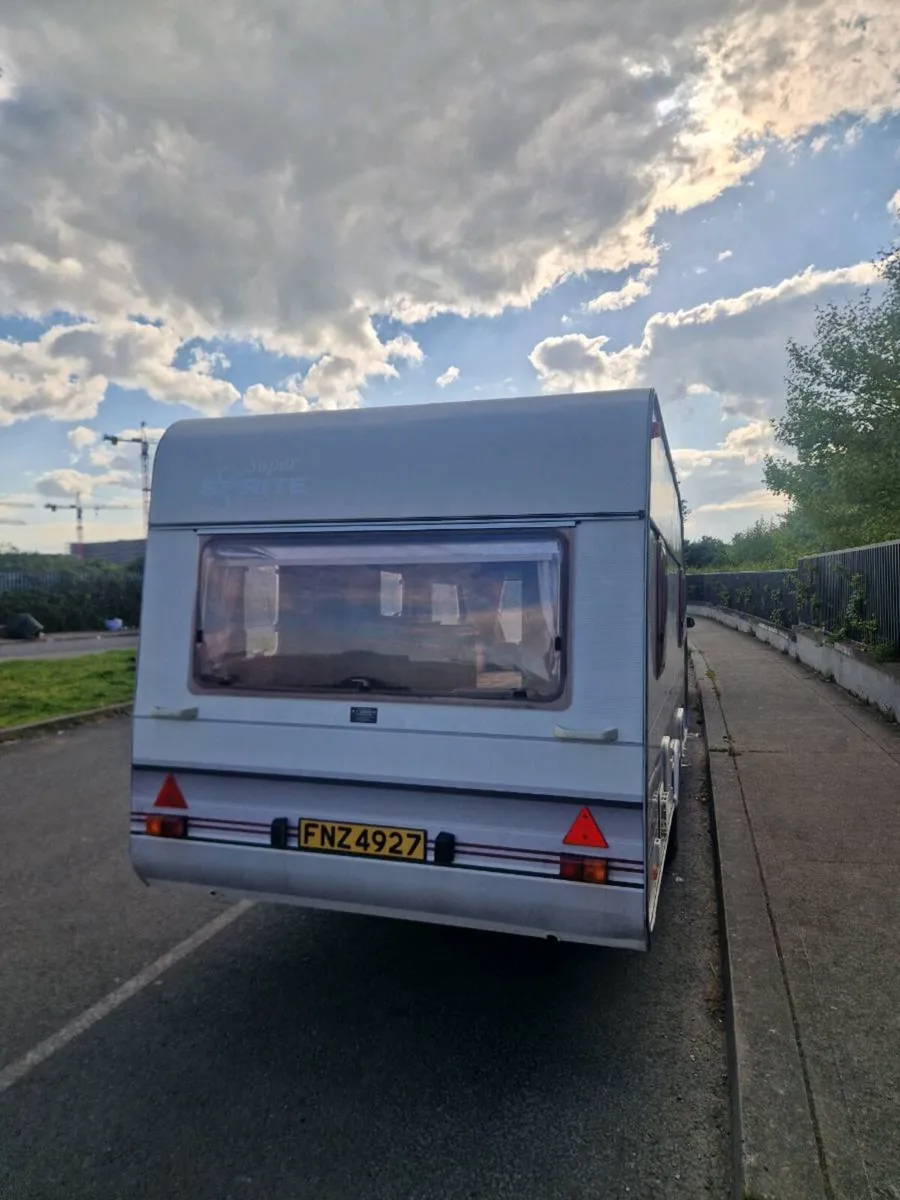 Caravan - Image 3