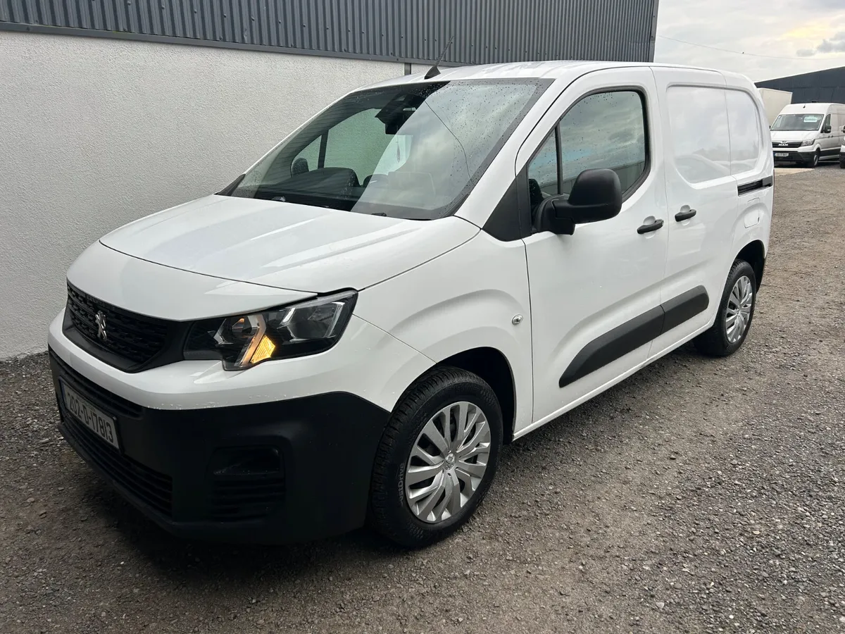 2020 Peugeot Partner Professional - Image 1