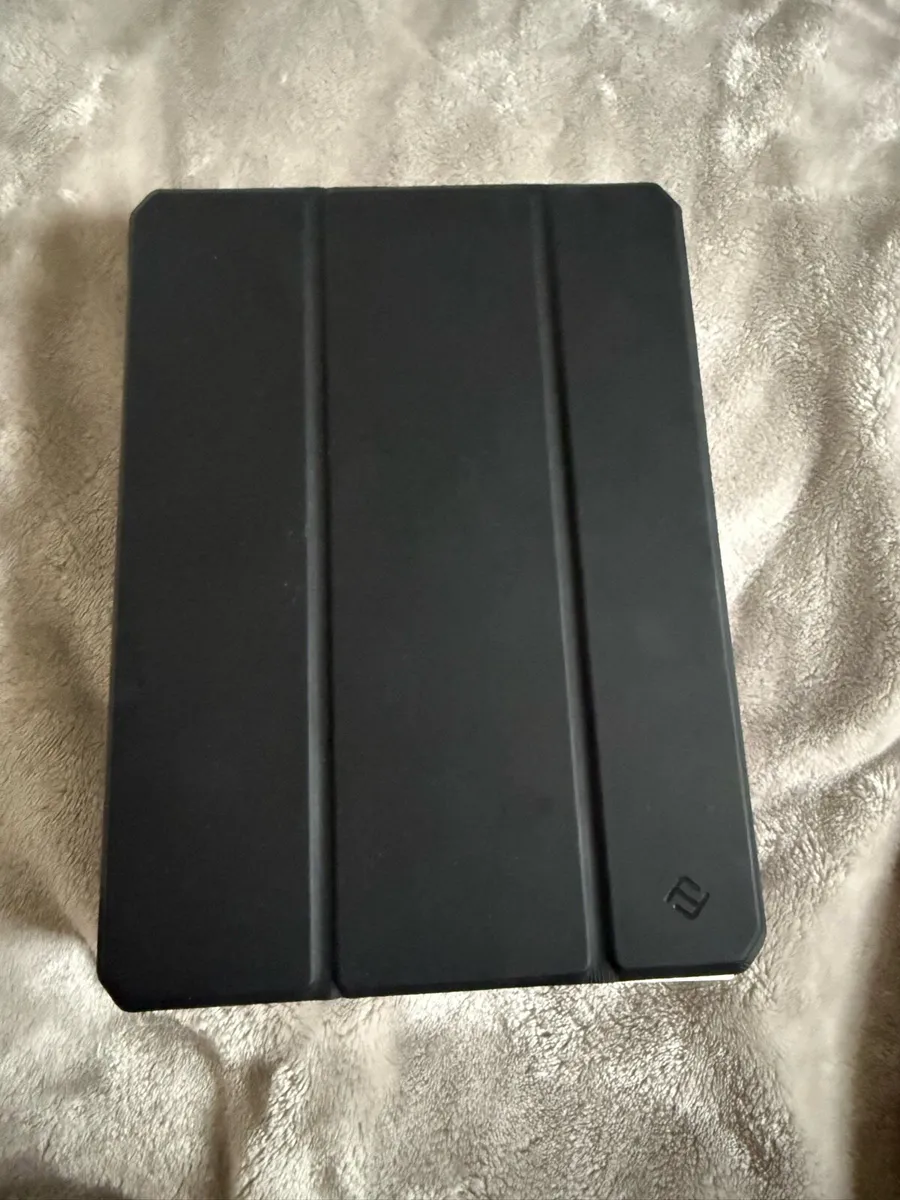 iPad 9th generation 64gb - Image 4