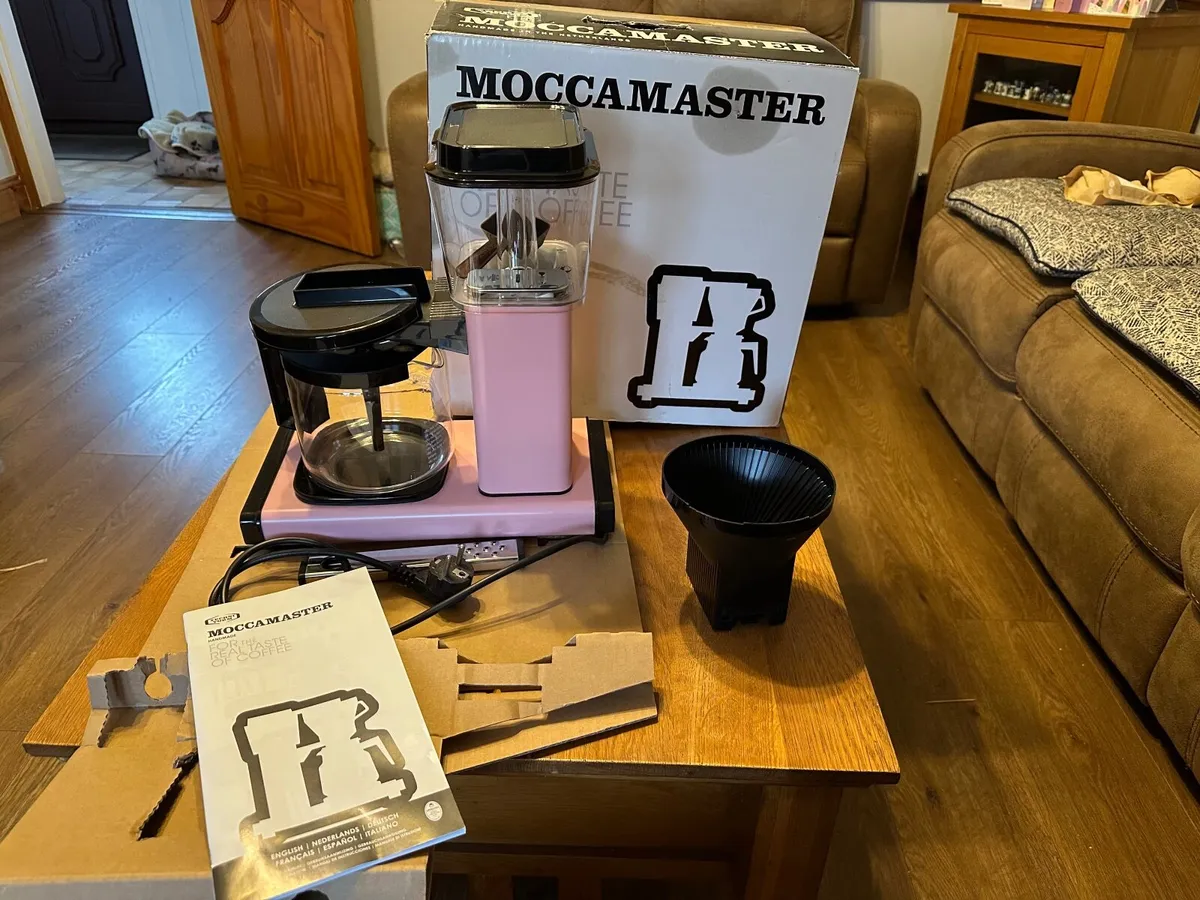 Moccamaster Coffee Machine - Image 4