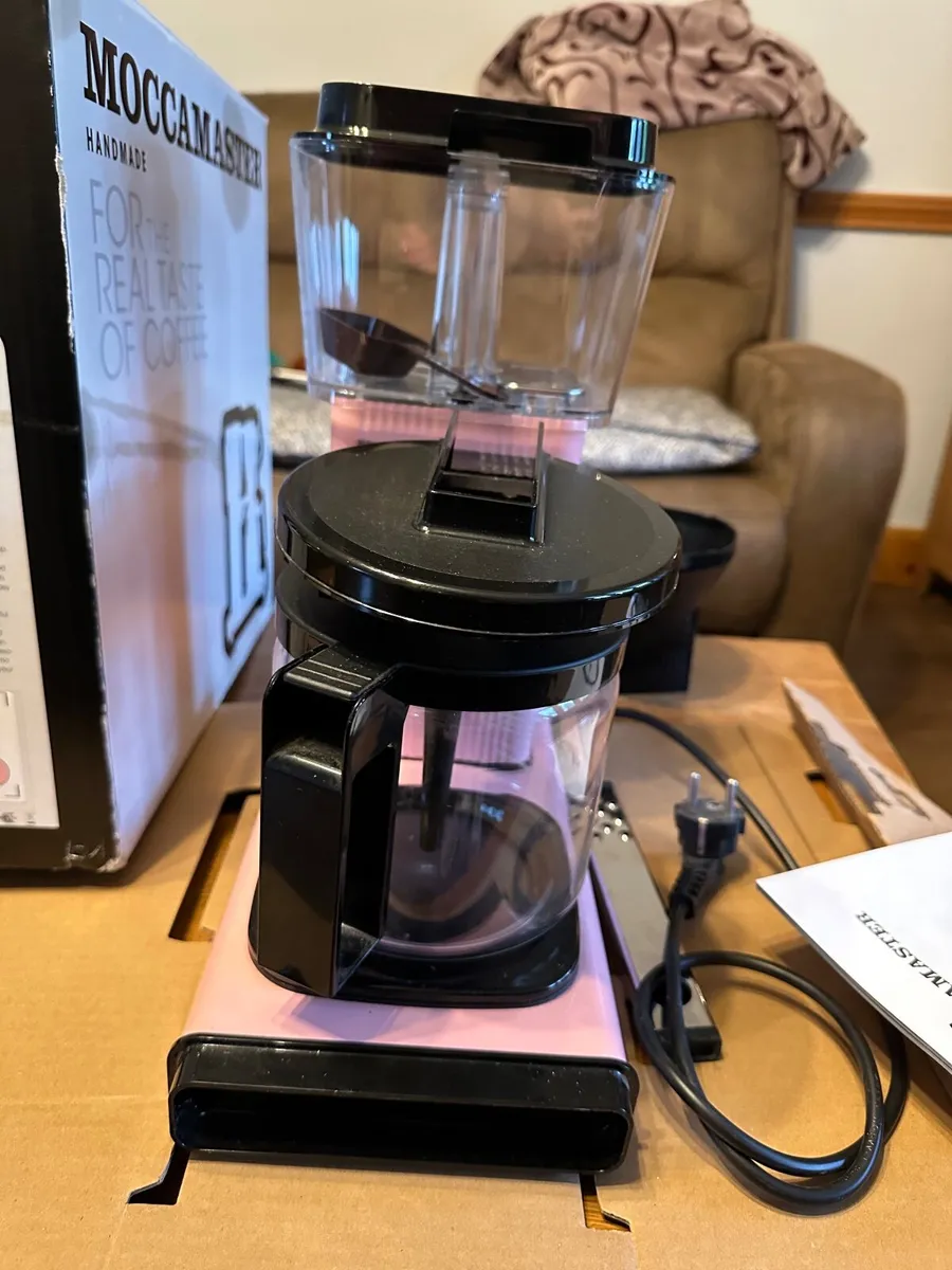 Moccamaster Coffee Machine - Image 2