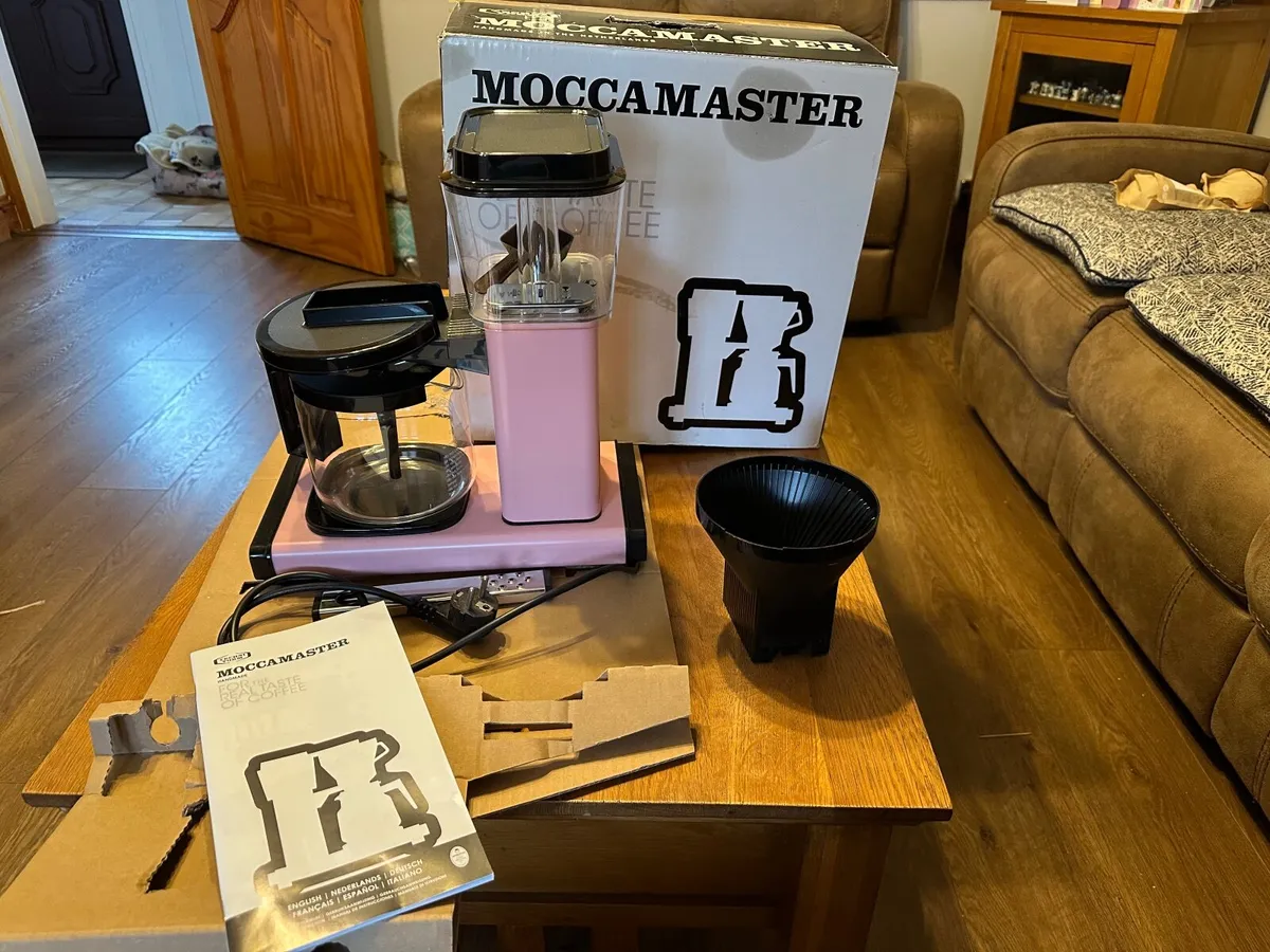 Moccamaster Coffee Machine - Image 3