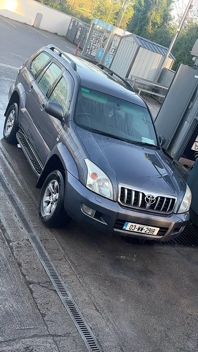 Crewcab Landcrusier - Image 2