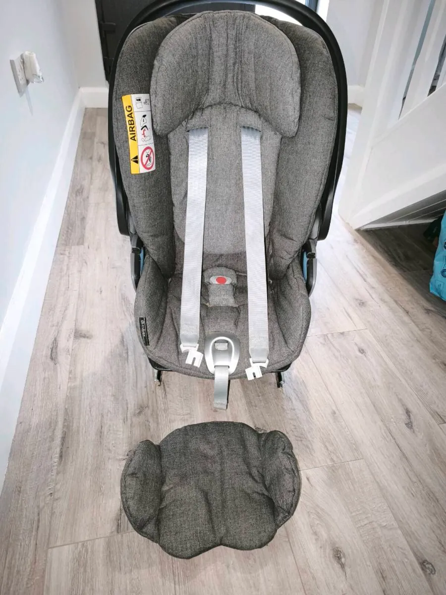 Car Seat - Cybex - Image 1