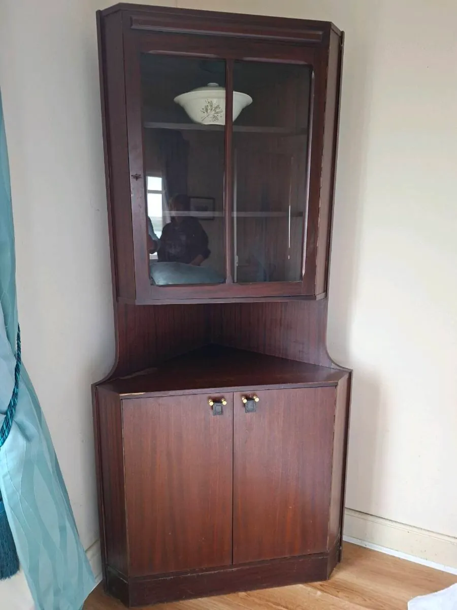 Corner Unit - Image 1