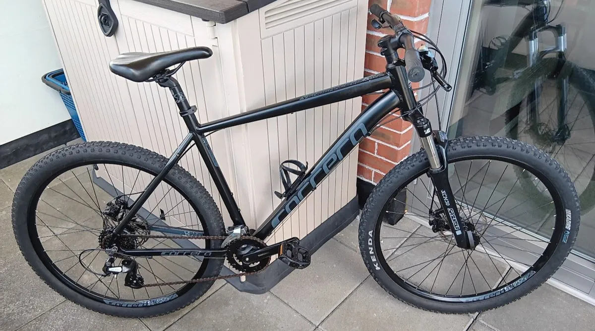 Large Vengeance Mountain Bike in perfect condition - Image 1