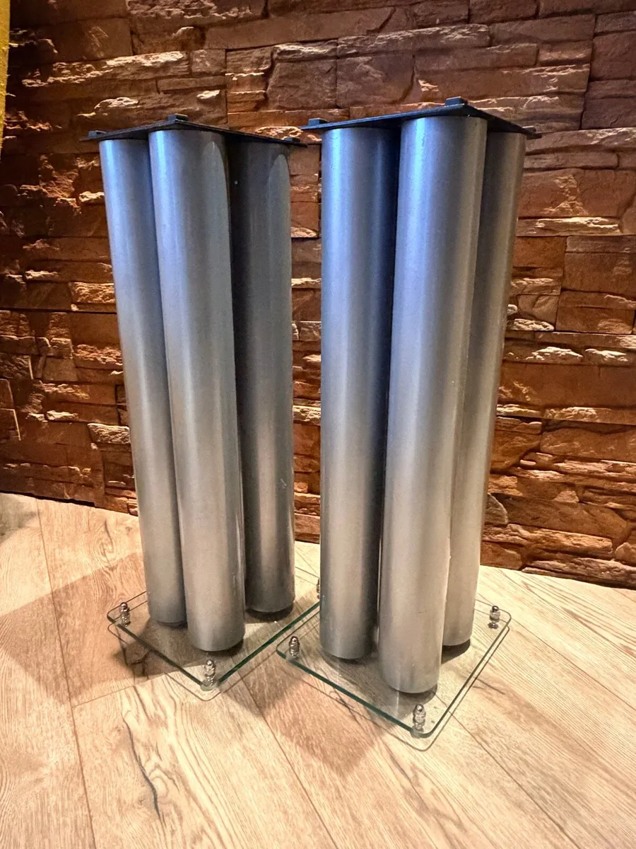 Speaker stands - Image 1