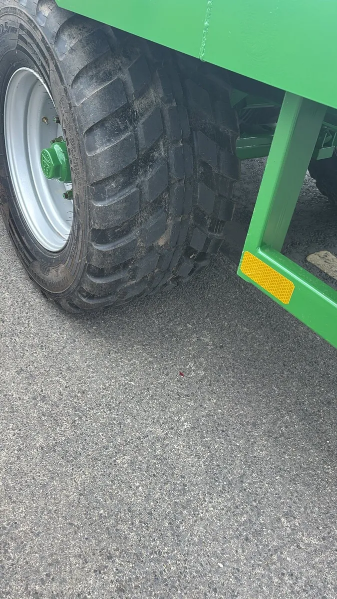 24ft bale trailer for hire - Image 2