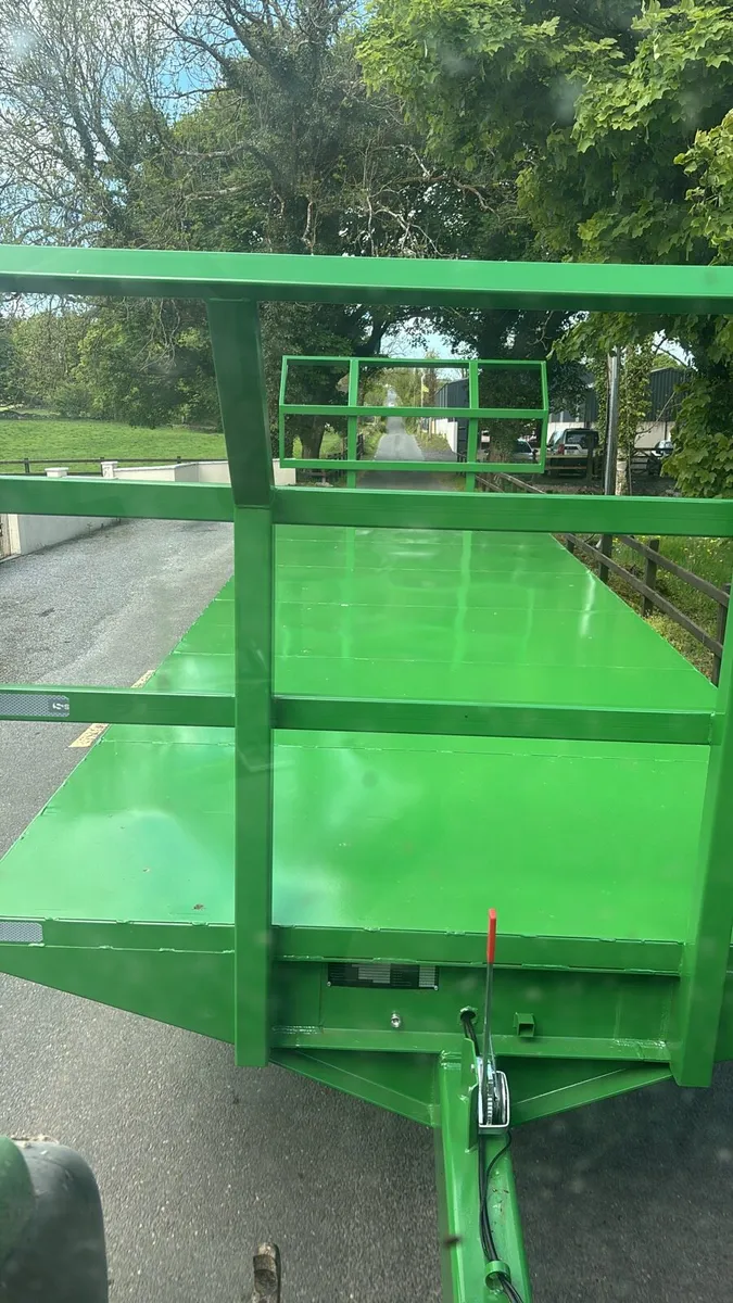 24ft bale trailer for hire - Image 3