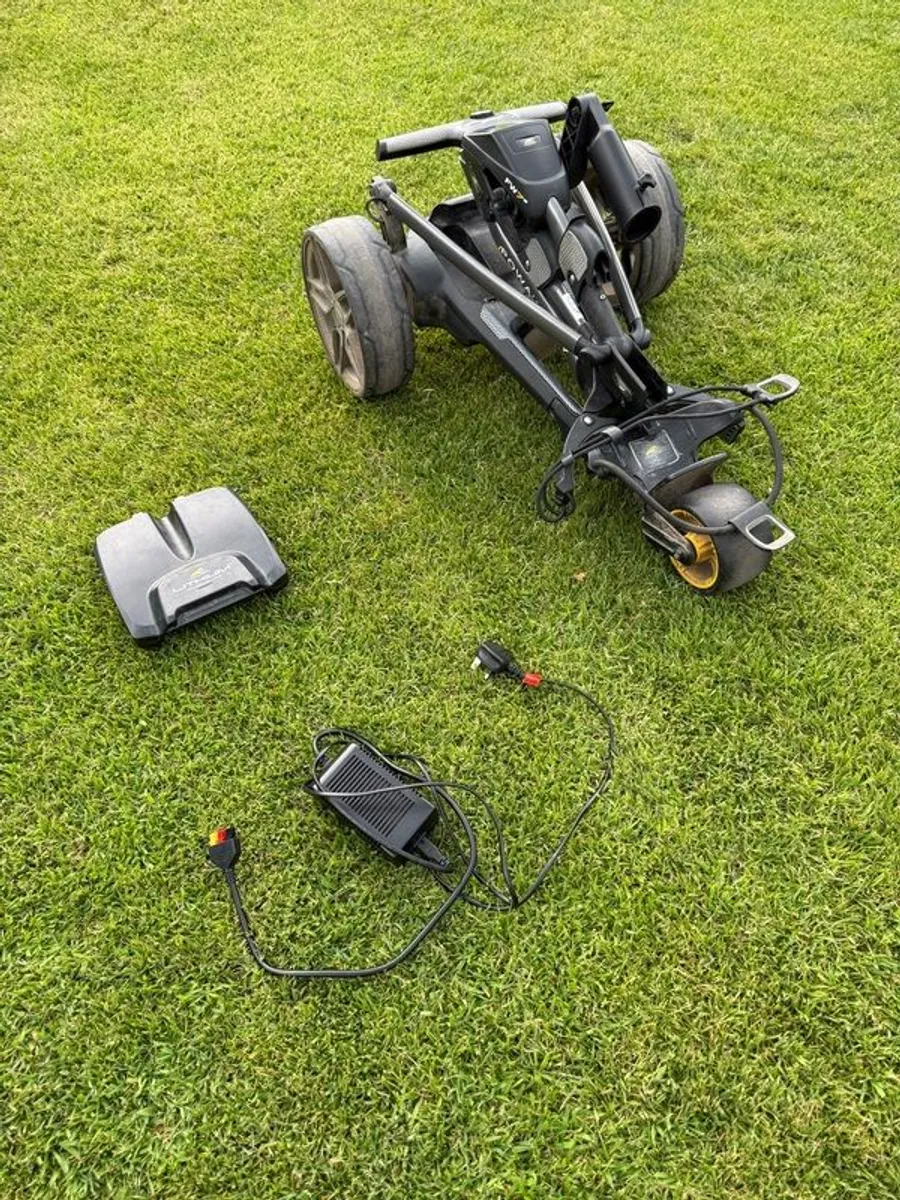 Powacaddy FW7s Electric Golf Trolley - Image 3