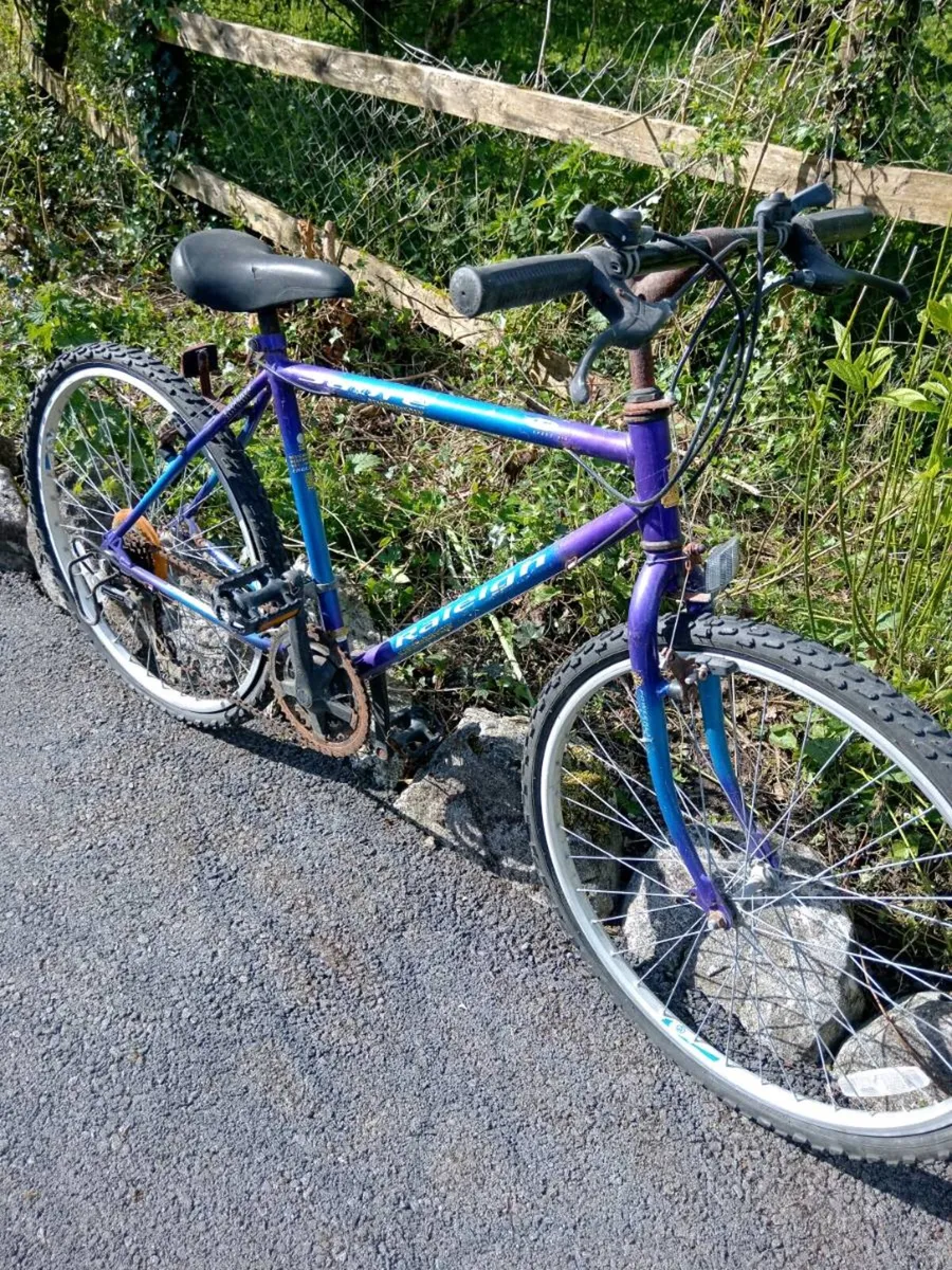 Child's bike - Image 1