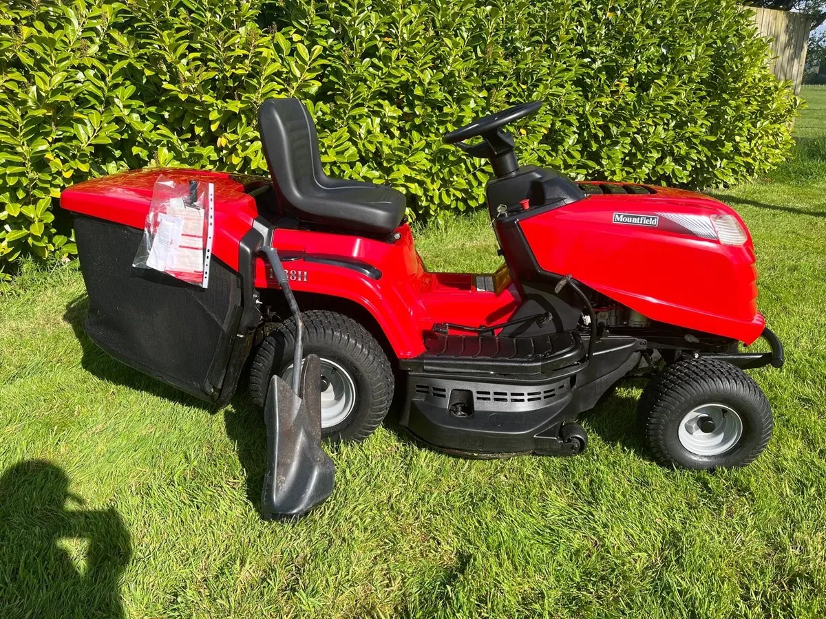 Mountfield 16hp 42 inch cut ride on mower - Image 3