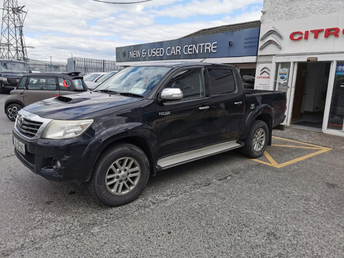 Toyota Hilux 3.0 SR5 DCAB VSX 4DR - Image 2