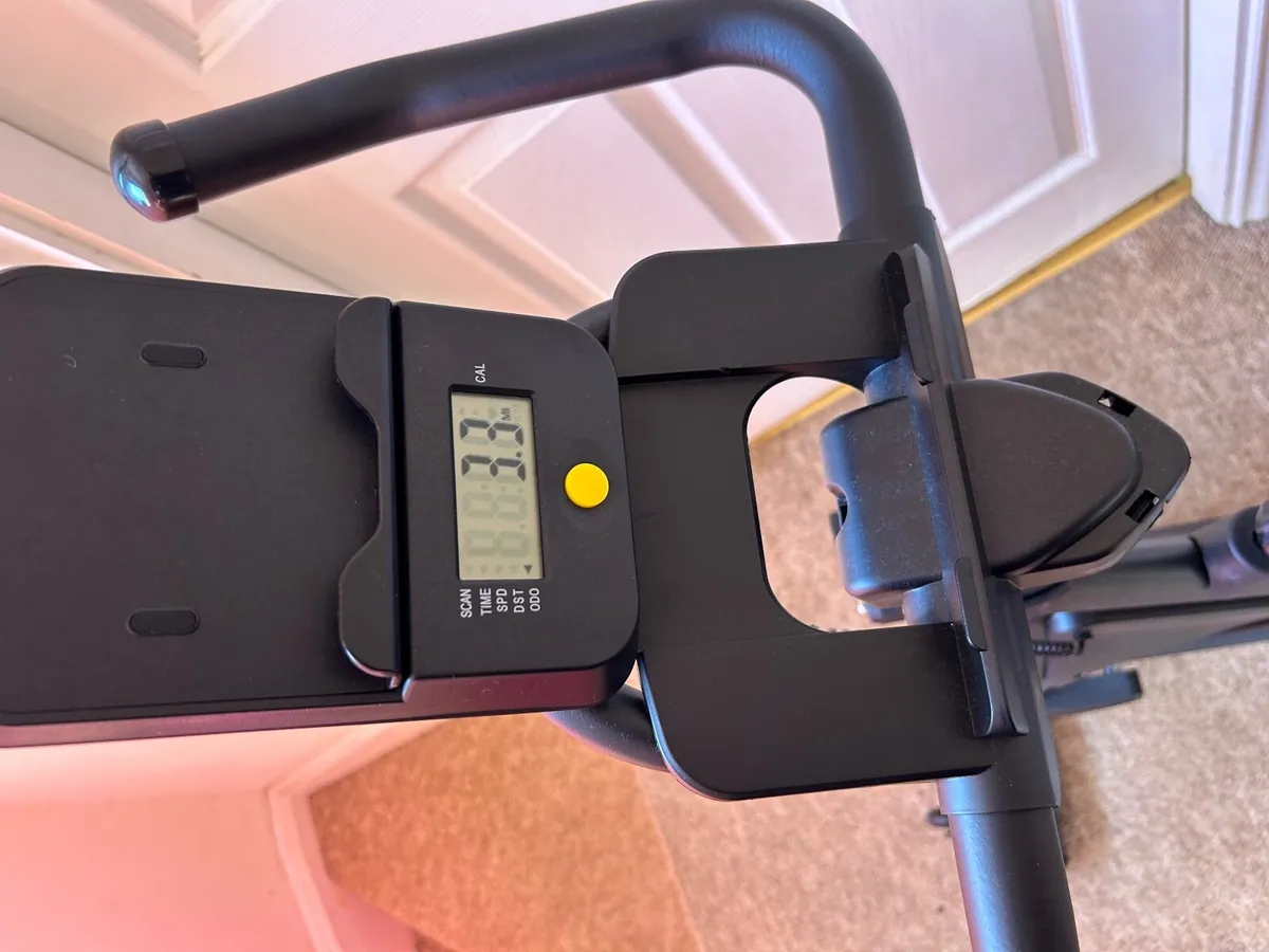 Chaoke Exercise bike - Image 2
