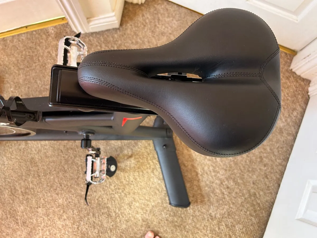 Chaoke Exercise bike - Image 3
