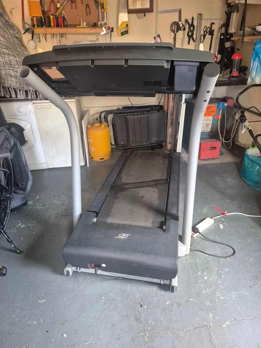 Treadmill - Image 2