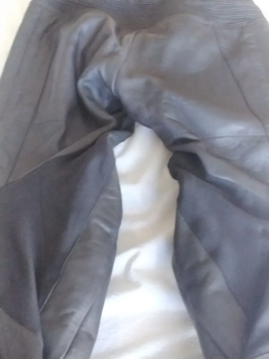 Motorcycle leathers two piece rst - Image 3
