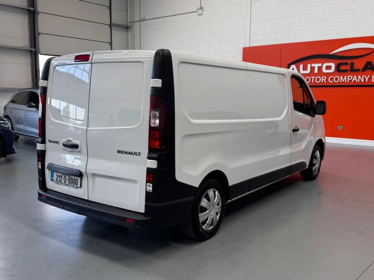 Renault Trafic LL30 Energy DCI 120 Business #66 - Image 4