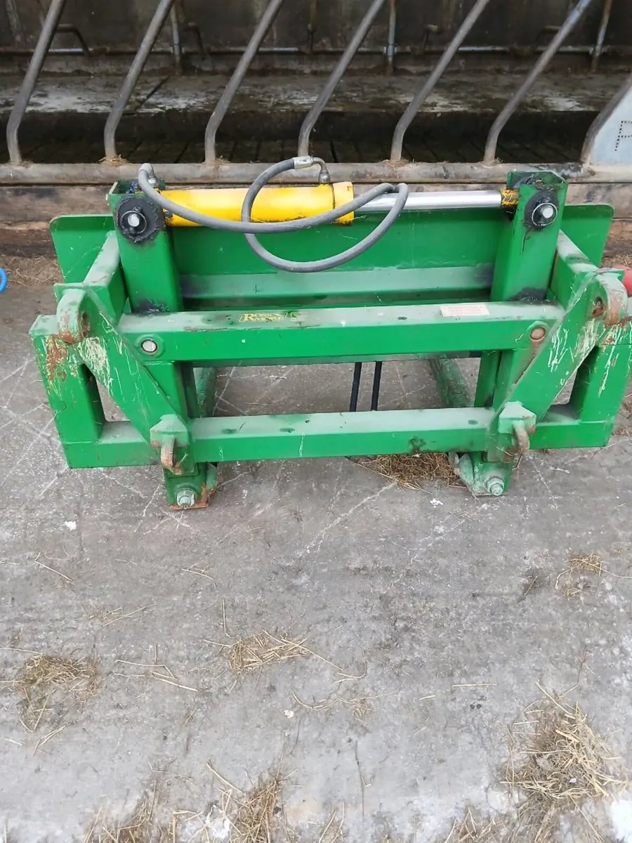 Rossmore Bale Handler - Image 3