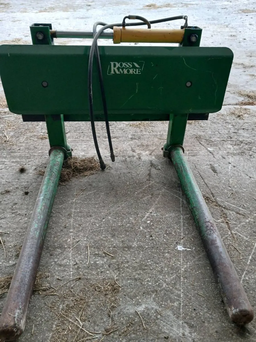 Rossmore Bale Handler - Image 1