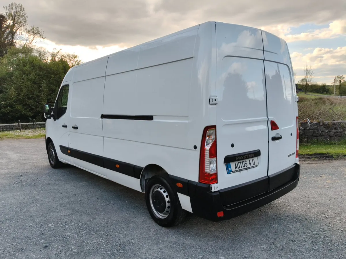 Renault Master 2022 - Image 3