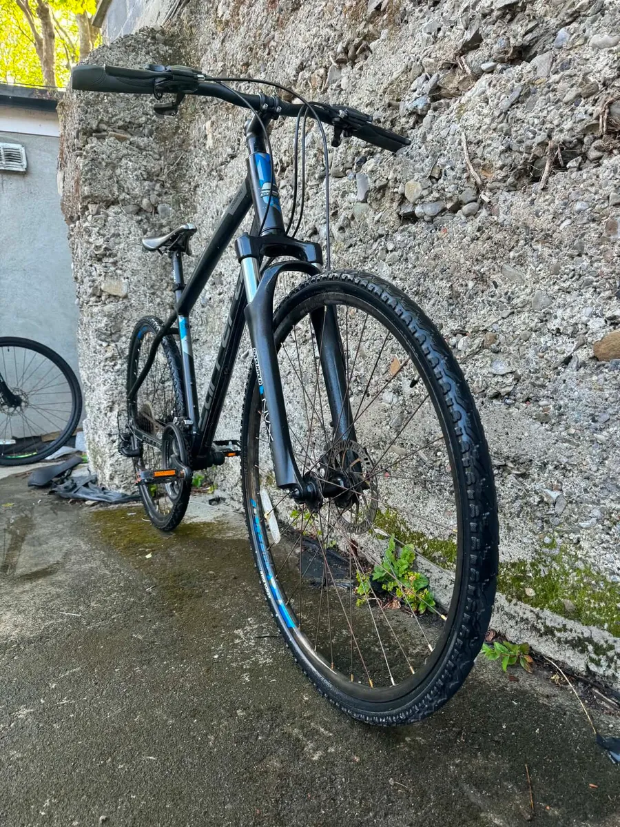 Carrera Hybrid Bike - Image 3