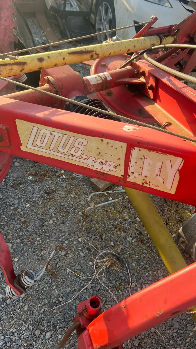 Lely Lotus 460 Tedder - Image 3