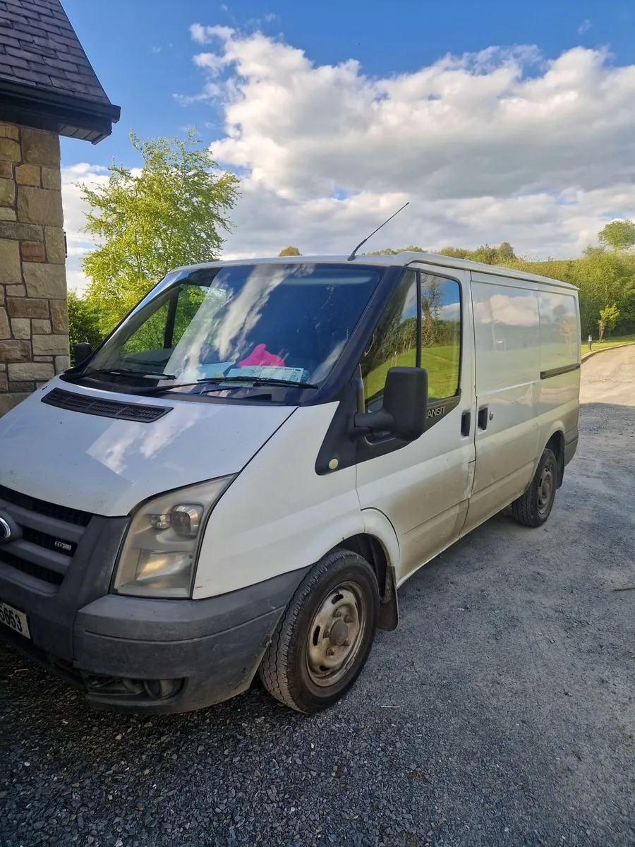 Ford Transit 2011 - Image 2
