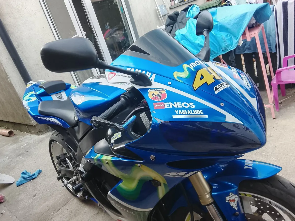 Yamaha r1 - Image 4