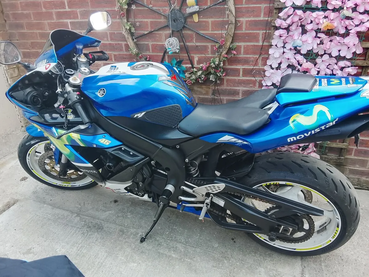 Yamaha r1 - Image 2