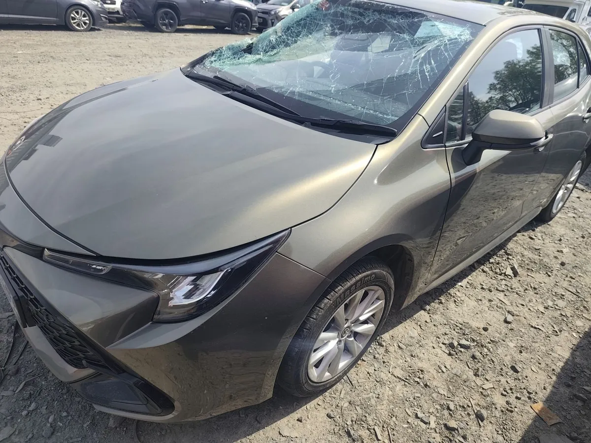 241 toyota corolla - Image 1