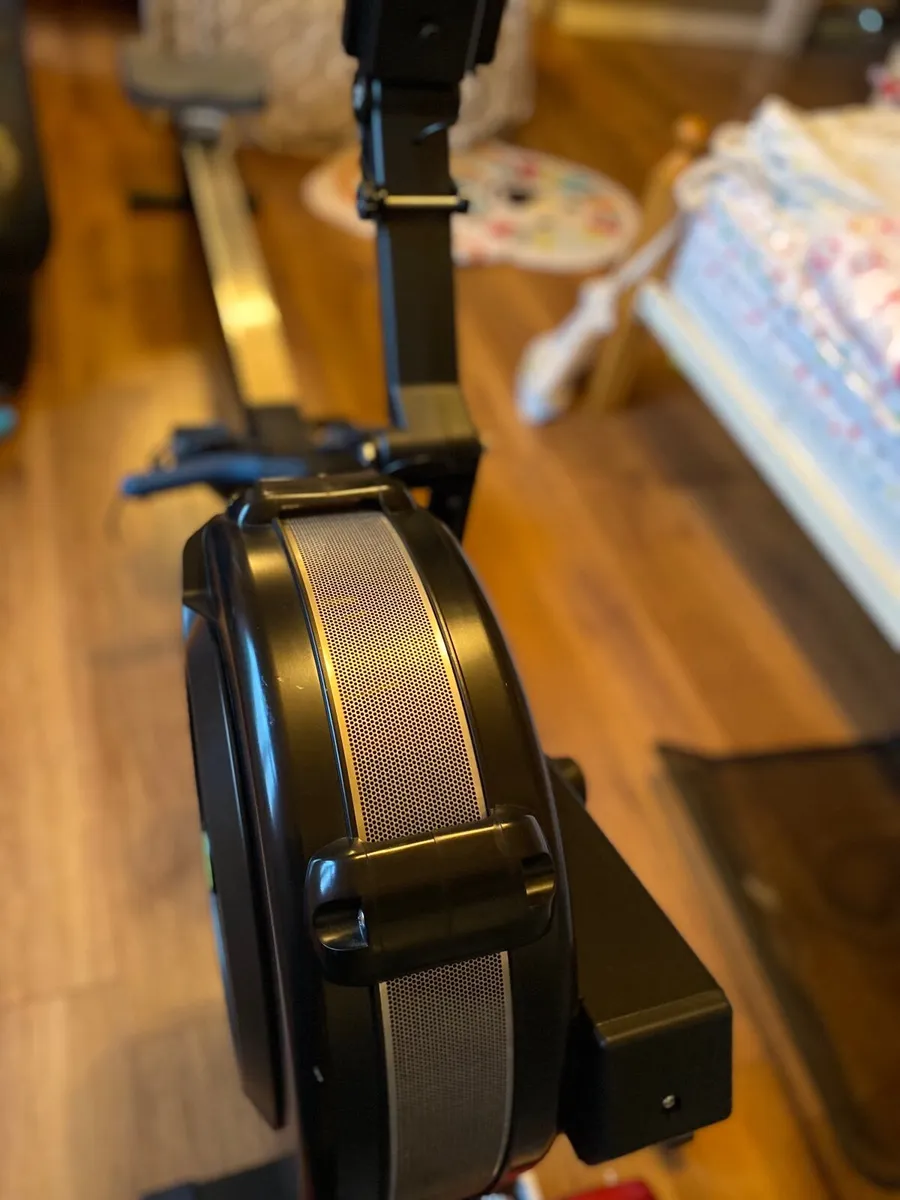 Rowing Machine Ergometer - Image 3