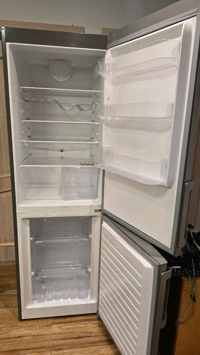 Fridge freezer - Image 2