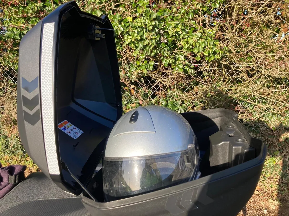 Honda Forza Scooter 350cc 2022 - Image 3