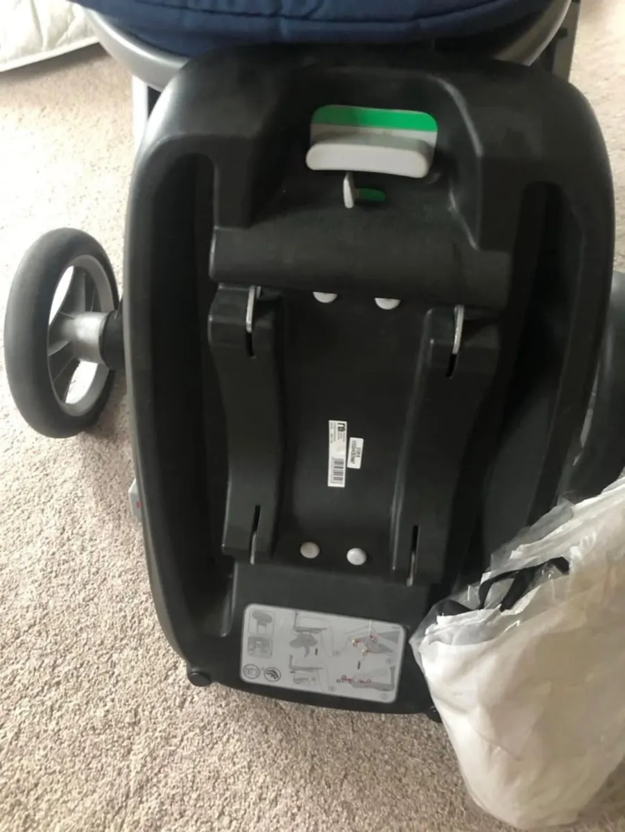 Mothercare Travel System - Image 3