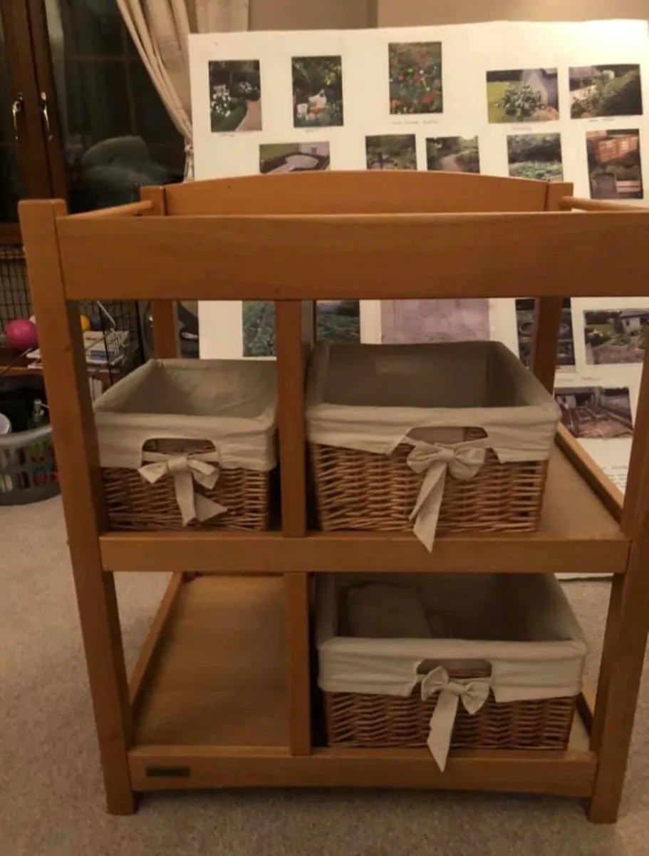 Mamas & Papas Cot & Changing Unit - Image 2