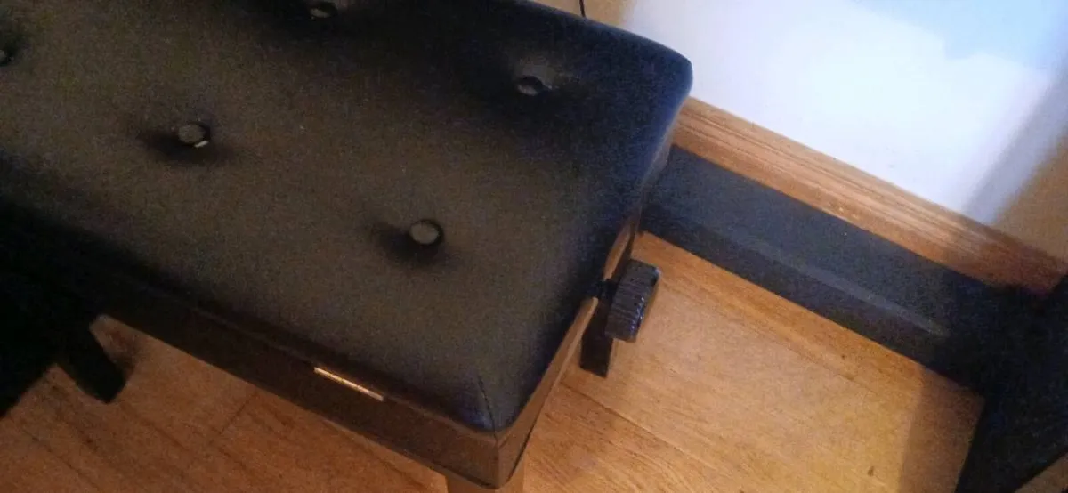 Adjustable Piano stool - Image 2