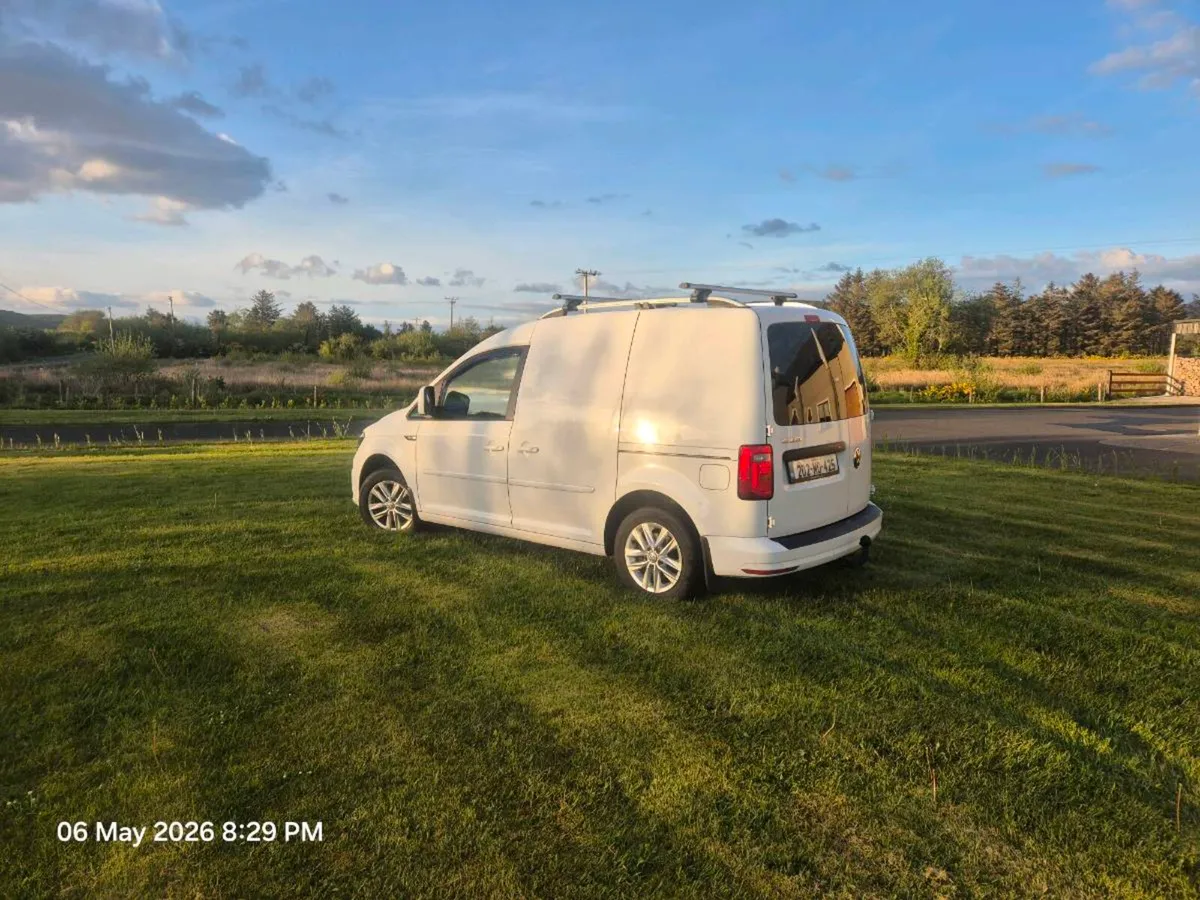 VW CADDY HIGHLINE - Image 4