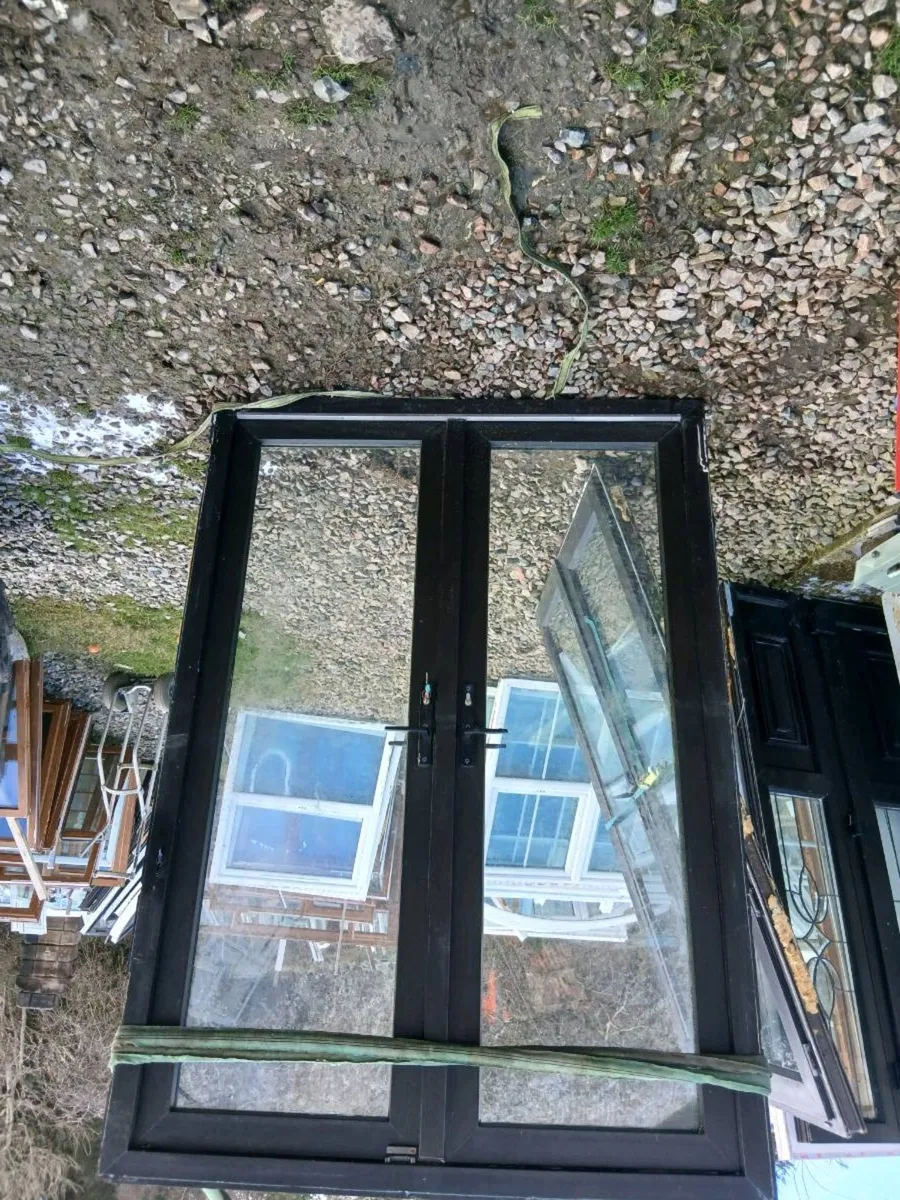 Pattio doors - Image 2
